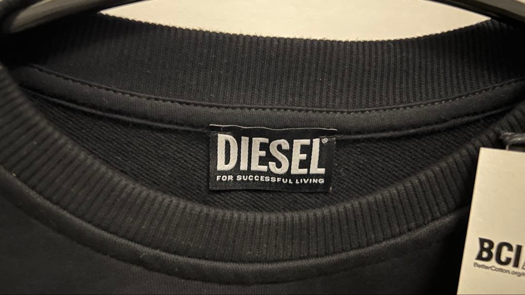 【正規品】DIESEL ブラック ロゴ　トレーナー（未使用・タグQR確認済み）