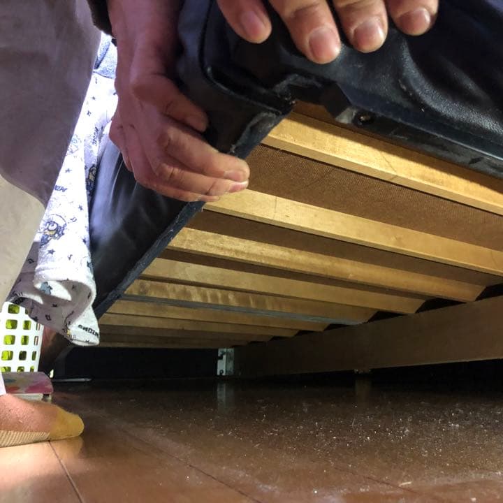 美品 サータ ダブルサイズ マットレスのみ 千葉県市原市発