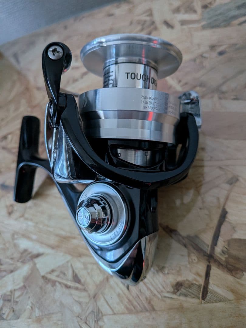 DAIWA レグザ LT5000D-CXH スピニングリール