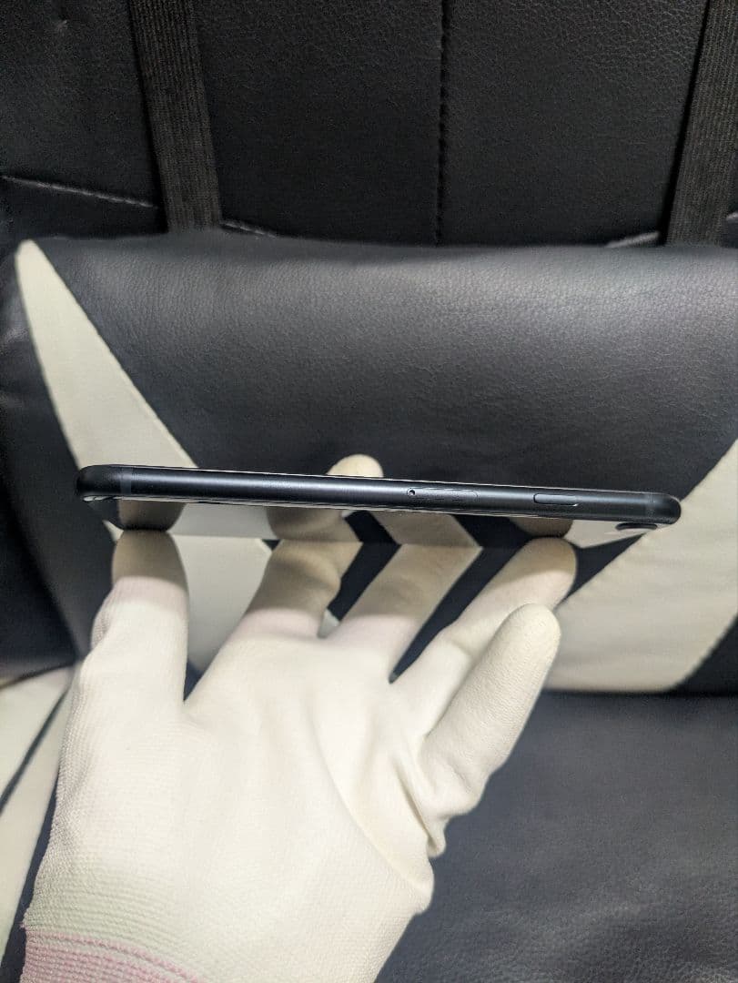 美品　iPhone　se3 第3世代　64gb SIMフリー　黒　ブラック61