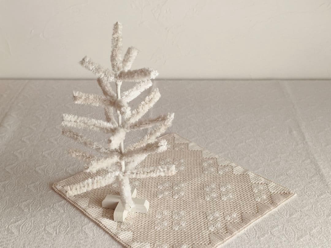 【トントトンさま】vintage tree ❀ モコモコ ホワイト モールツリー