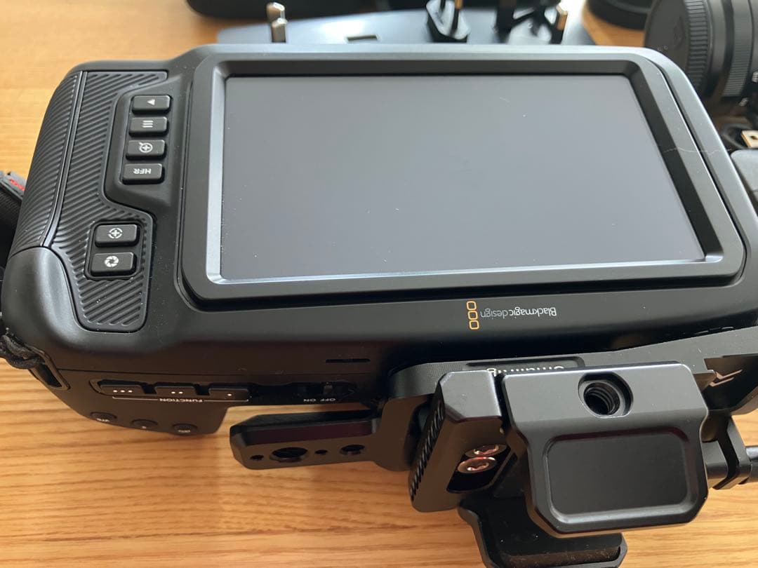 PocketCinemaCamera 4K と撮影付属品