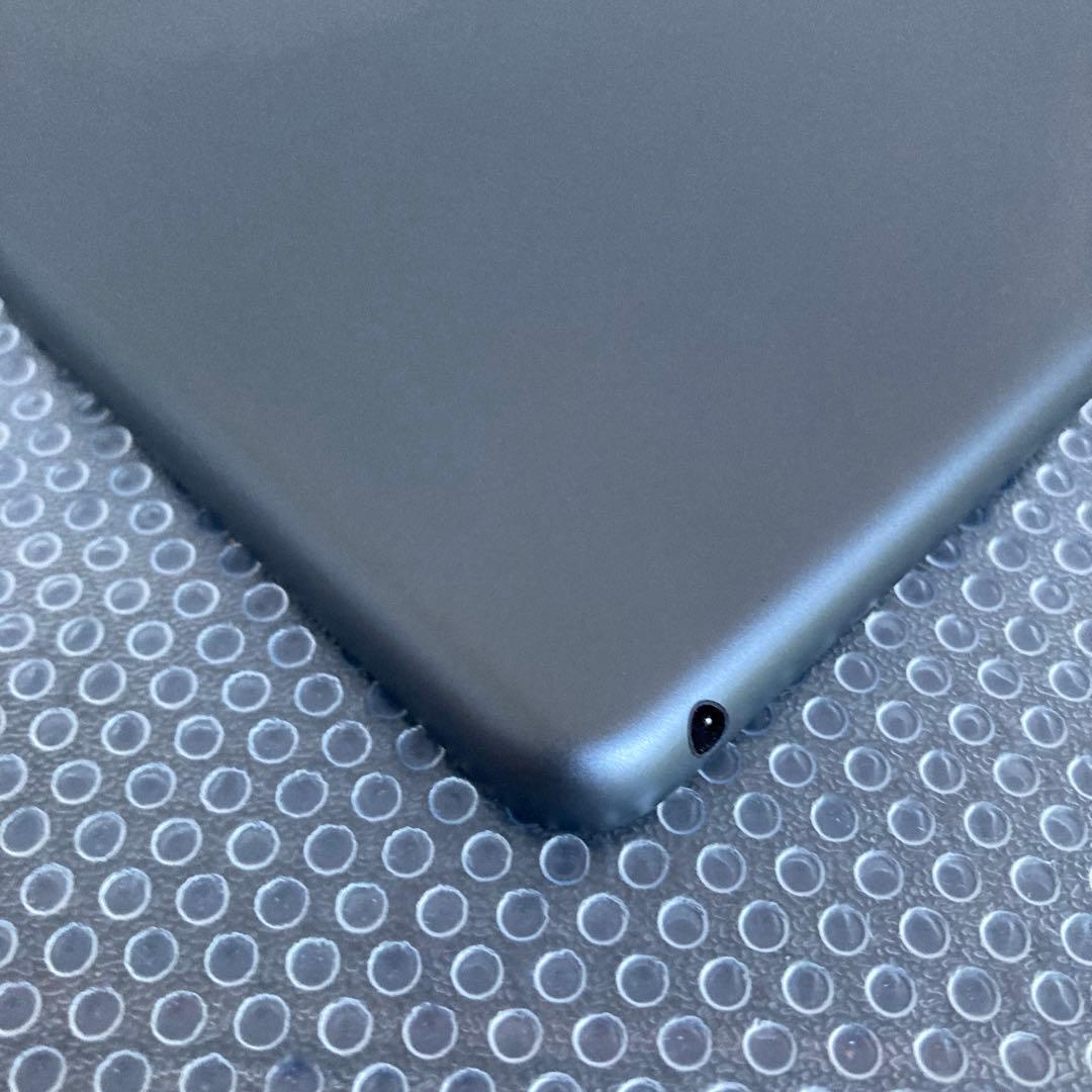 3039【早い者勝ち】電池良好☆iPad7 第7世代 32GB WIFIモデル☆
