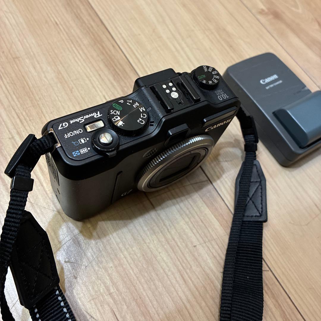 Canon Powershot G7(本体＋バッテリー×2＋充電器＋ストラップ）