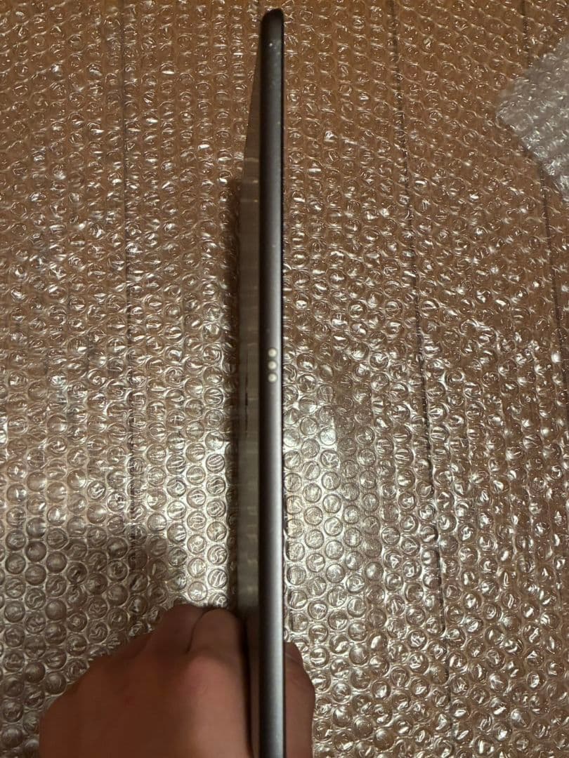 Apple　iPad8世代　Wi-Fi 32GB スペースグレイ