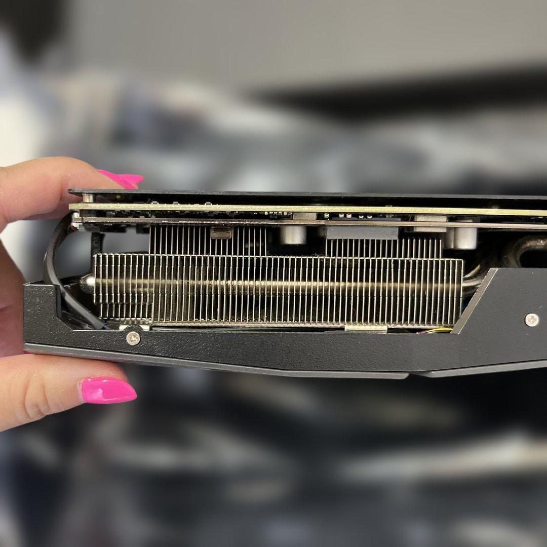 グラフィックボード・グラボ・ビデオカード ASUS ROG STRIX Radeon RX 580