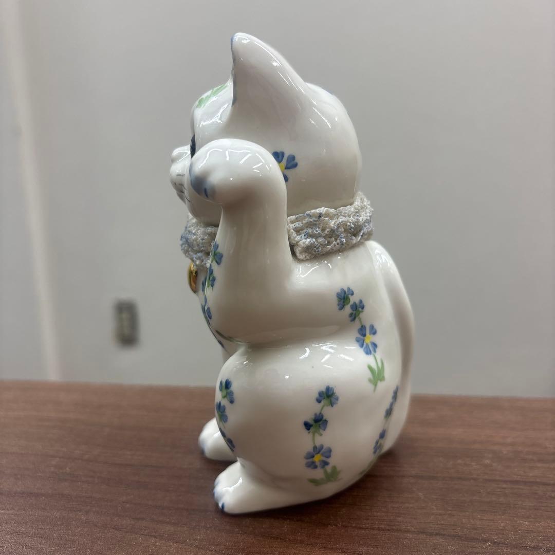 アイリッシュドレスデン　Happy Cat　招き猫　フィギュアリン