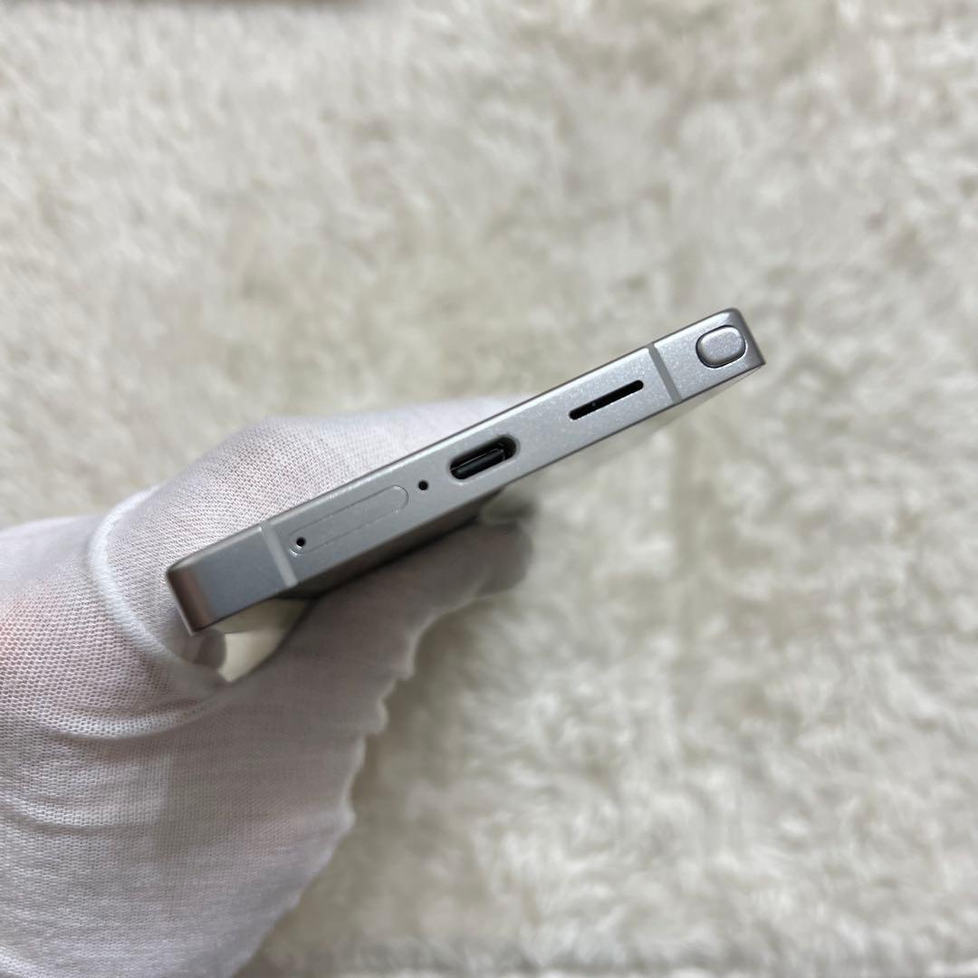 ★ Galaxy S25 ultra 256GB ホワイトシルバー j09