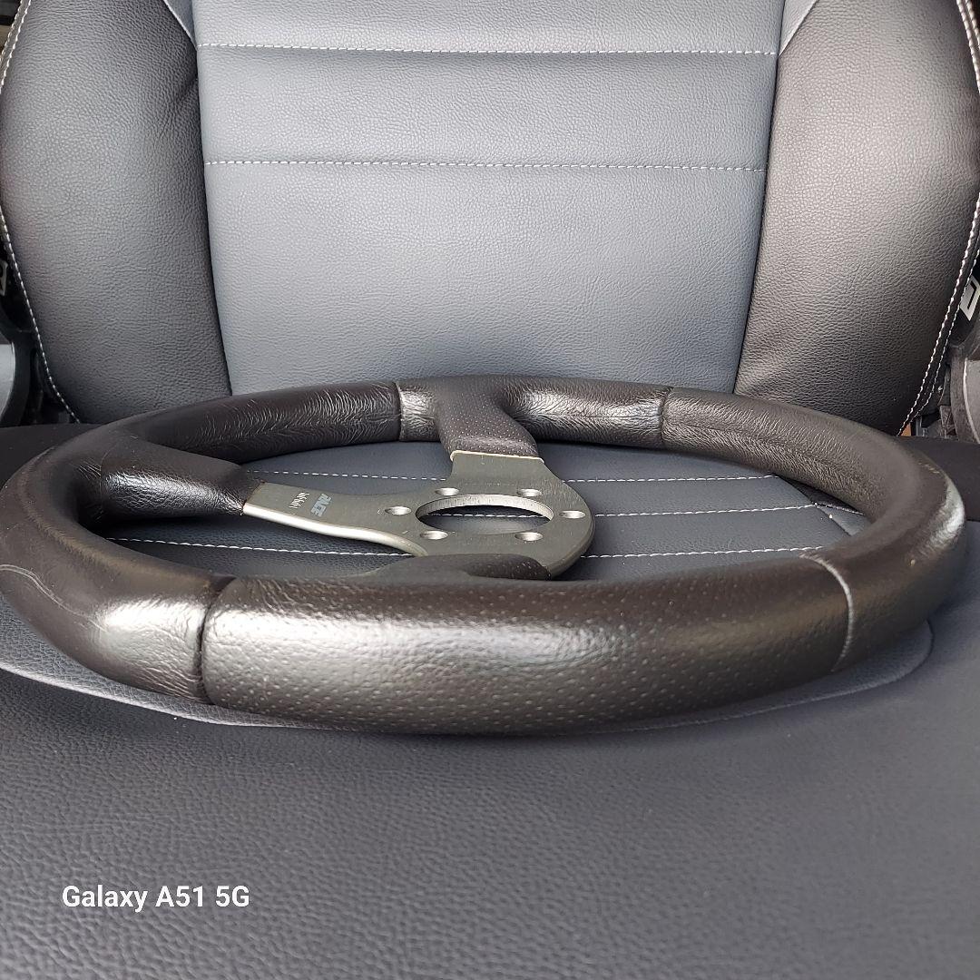 MOMO RACE　ステアリング　35ф