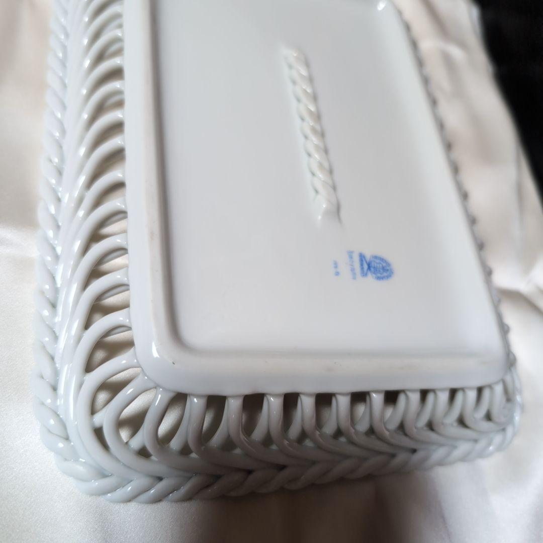 【綺麗♪】　HEREND ヘレンド 透かし編み ヌードルワーク トレイ