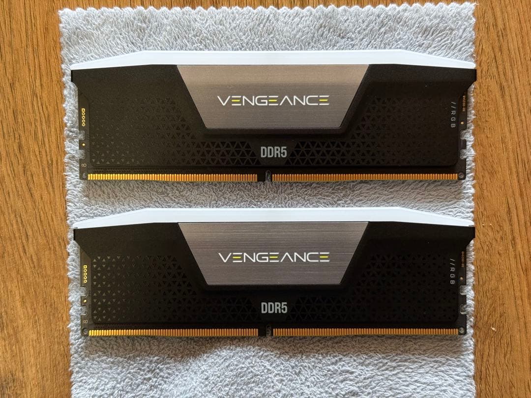 メモリー Corsair DDR5 6400 16*2 32GB