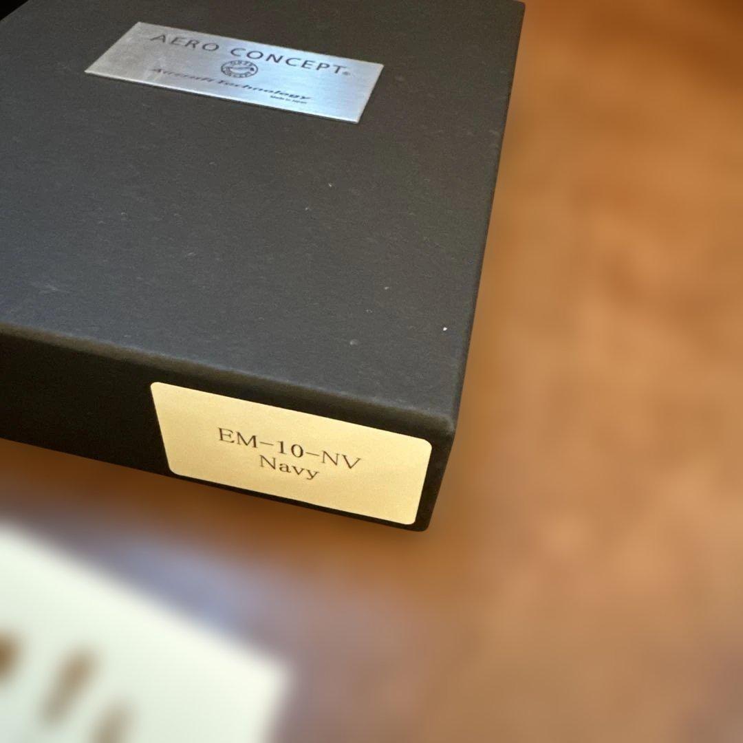 エアロコンセプト　カードケース・名刺入れ　新品・未使用品　箱付き　カラーNAVY