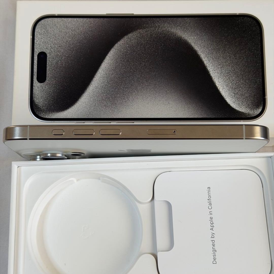 【美品】iPhone 15 Pro 512GB 本体