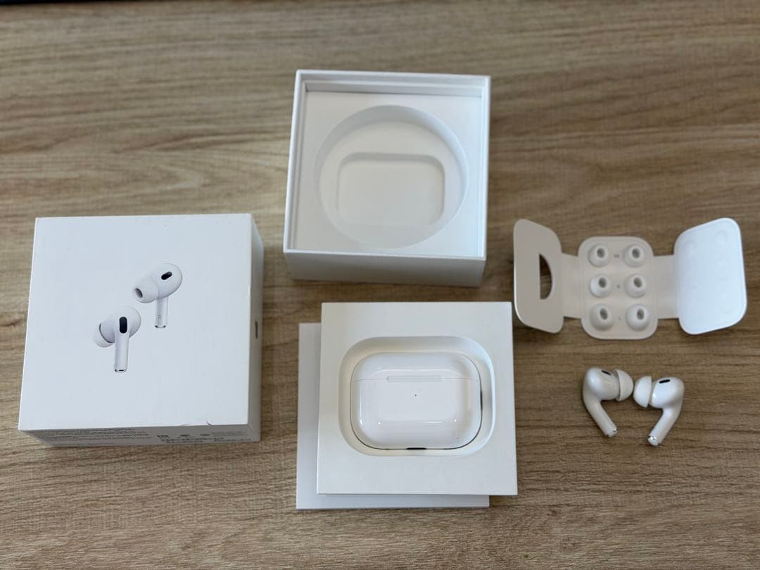 AirPods Pro2 本体 充電ケース付き ホワイト