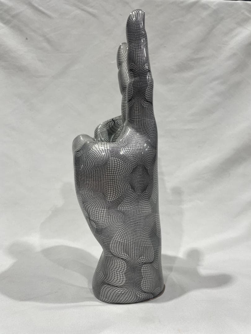 ＊廃番＊　KARE　デコハンドヴィクトリー　グレーオブジェ