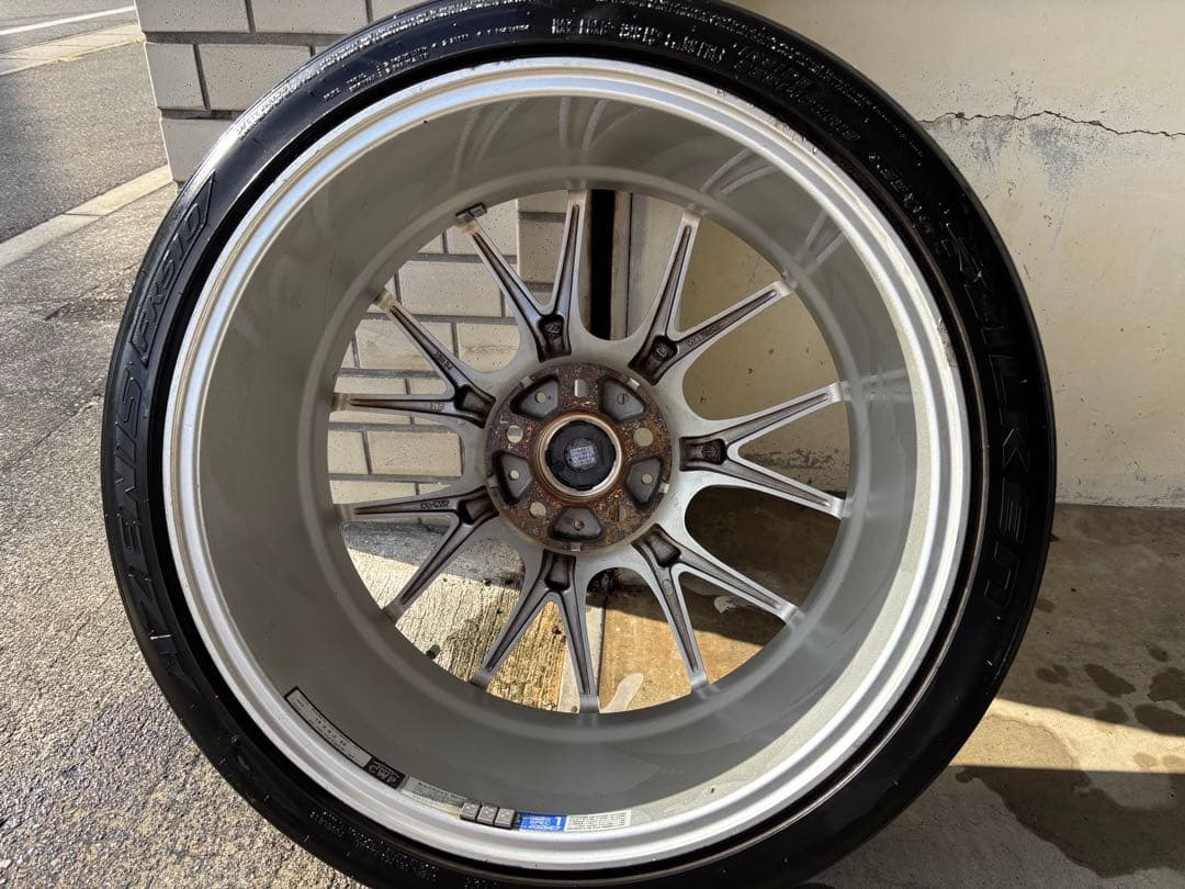 【きむさと】 4/4 RAYS ホムラ 19インチ