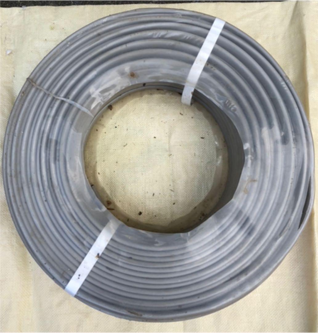 電線　ケーブル