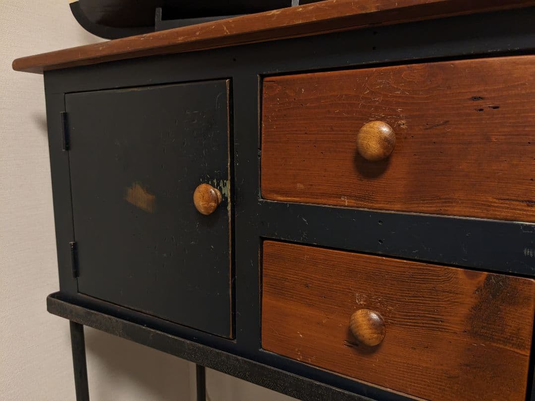 無垢木材・黒アイアン キャビネット