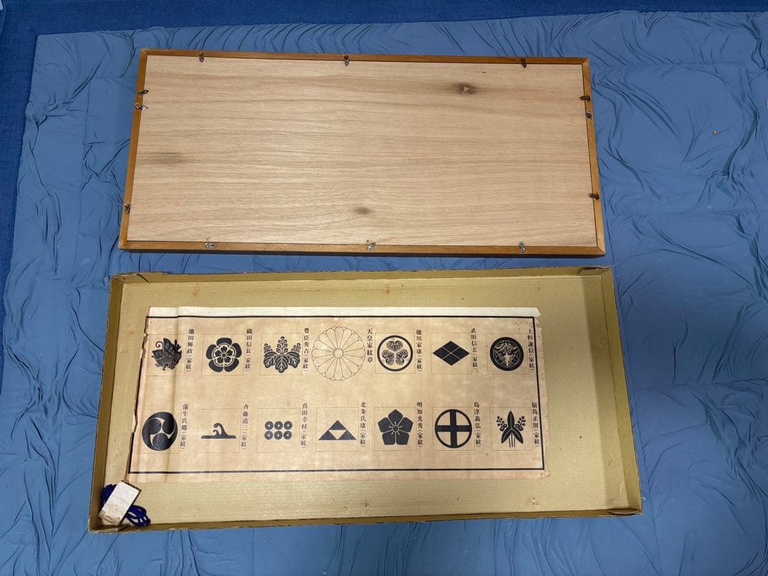 黄金武将家紋14枚セット　木製フレーム