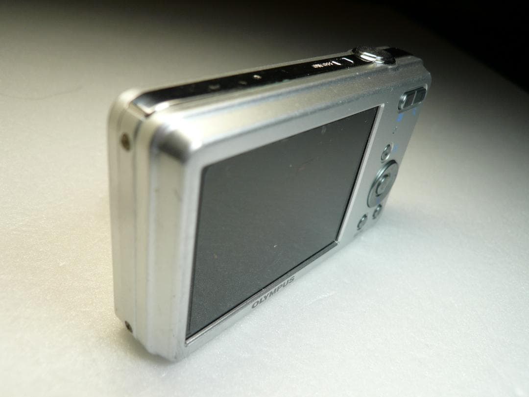 OLYMPUS VG-110⭕️安心の実働品❤️小さいのに光学4倍1200万画素