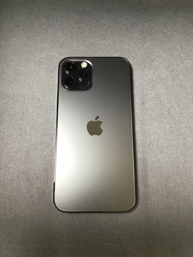 超美品　国内版　SIMフリー　iPhone12 Pro 128GB グラファイト