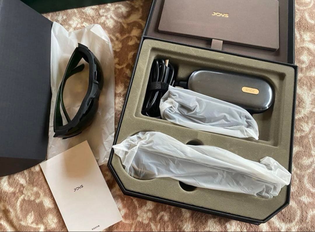 家庭用の光美顔器　JOVS Blacken(ジョブズ ブラッケン)