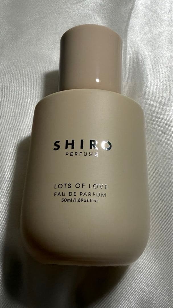 SHIRO LOTS OF LOVE 2025 ホリデー限定　値下げ中