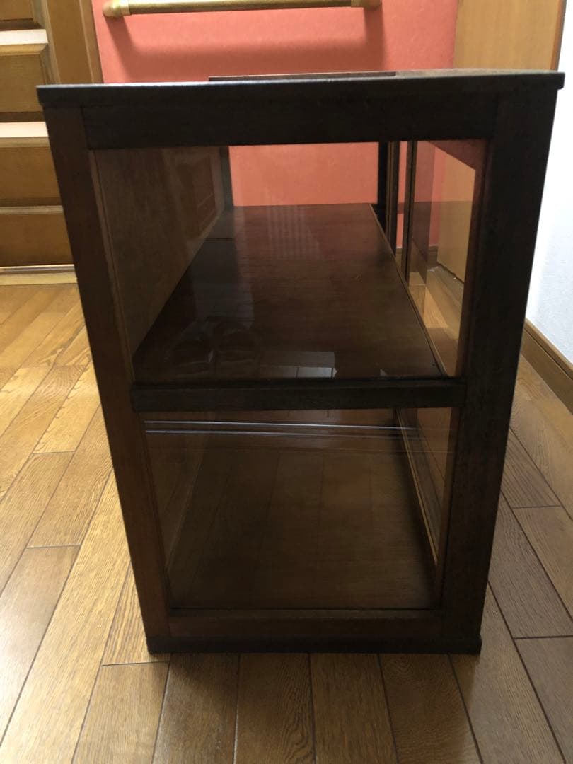 昭和レトロ古家具　ガラス3面仕様　飾り棚　ディスプレイ棚　収納棚