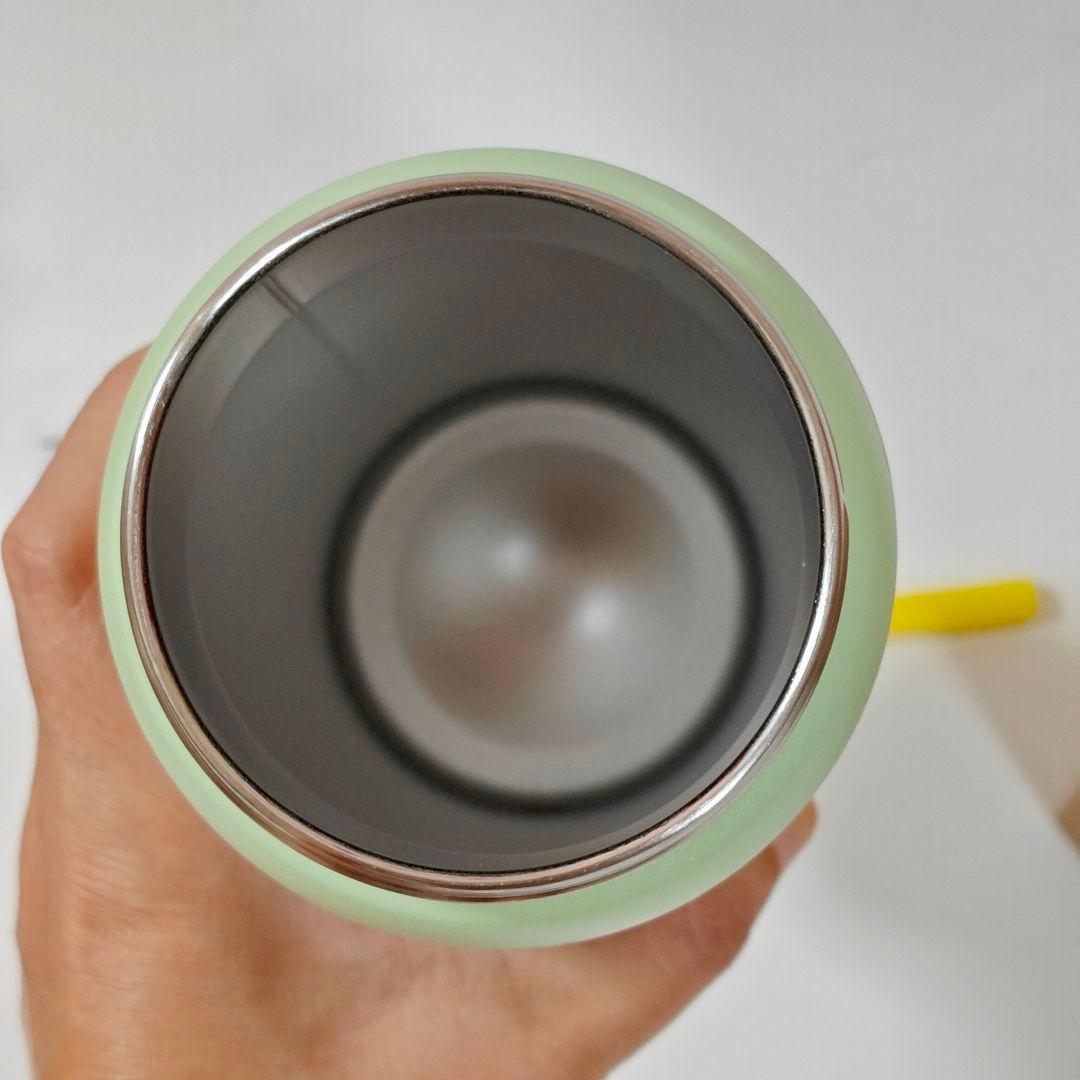 新品 Urban Outfitters限定 猫柄owala保冷水筒32 oz