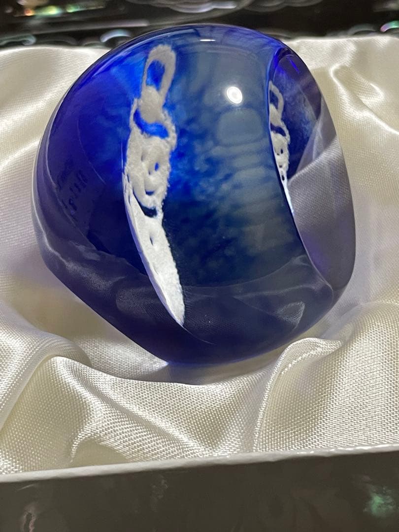 ケイスネス 社スノーマン ペーパーウェイト