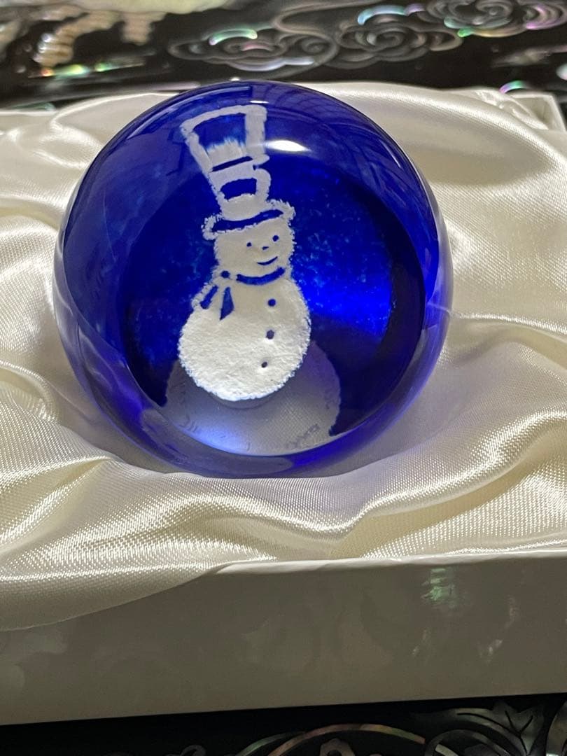 ケイスネス 社スノーマン ペーパーウェイト