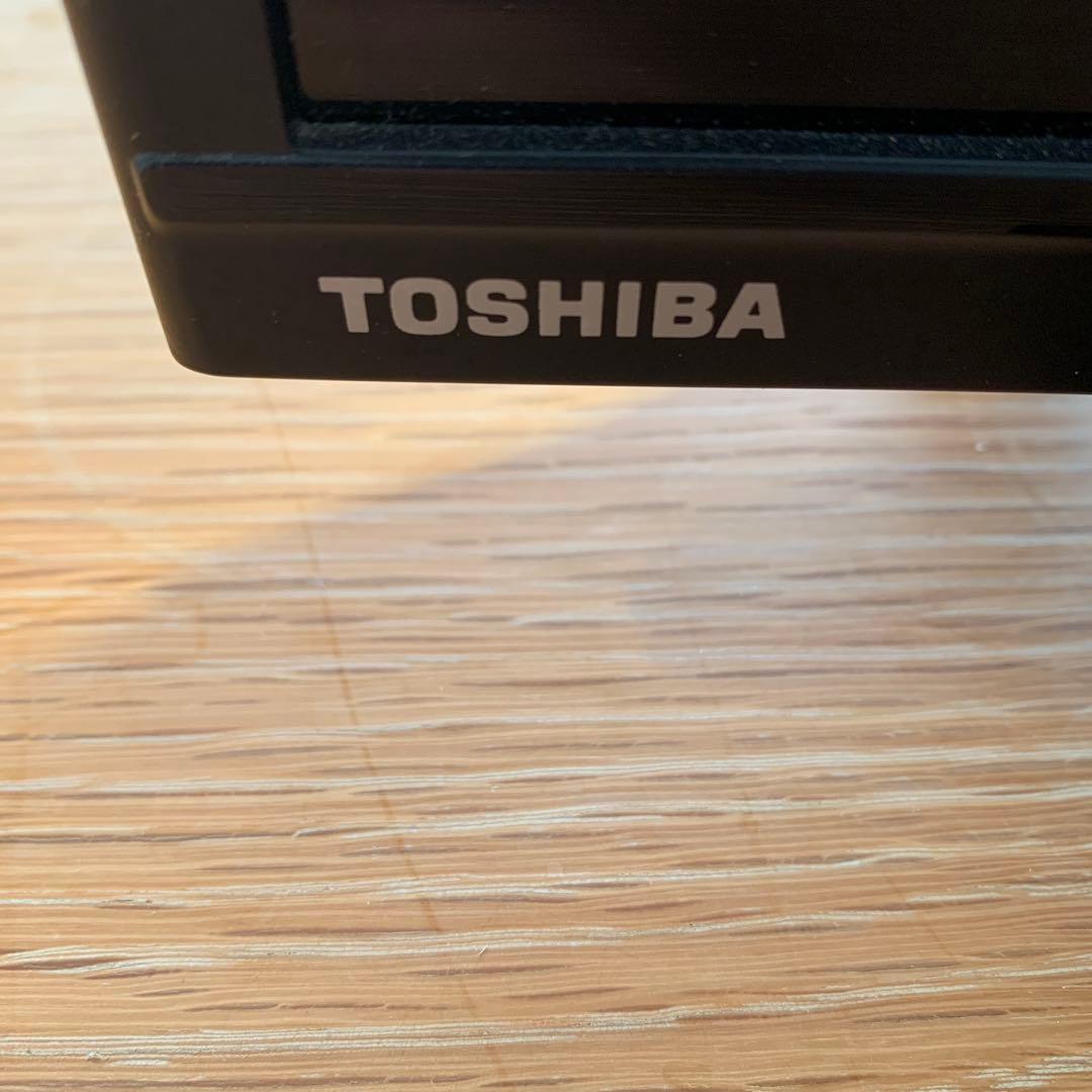 【美品】TOSHIBA 液晶テレビ 32S24 リモコン付き　2021年製