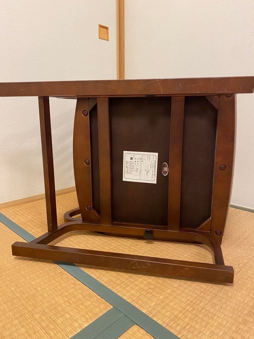 未使用　IDC大塚家具 座椅子　二脚　秋田木工