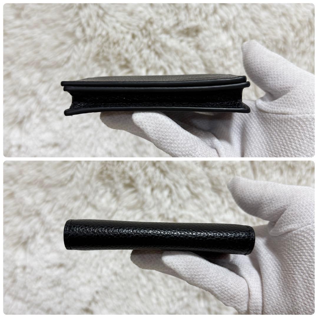 【極美品】TOD'S 名刺入れ　型押しロゴ マルチカラー