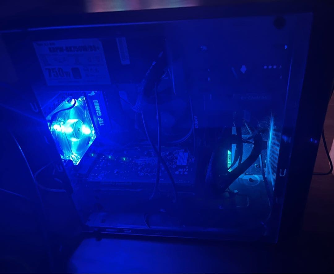 【最終値下げ】ゲーミングPCフルセット(31.5湾曲モニター2枚)