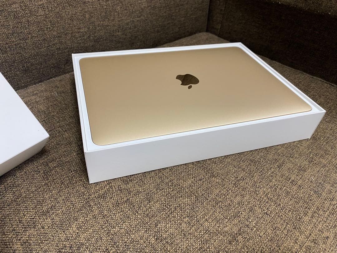 Apple MacBook ゴールド8GB　retina オフィス永続版