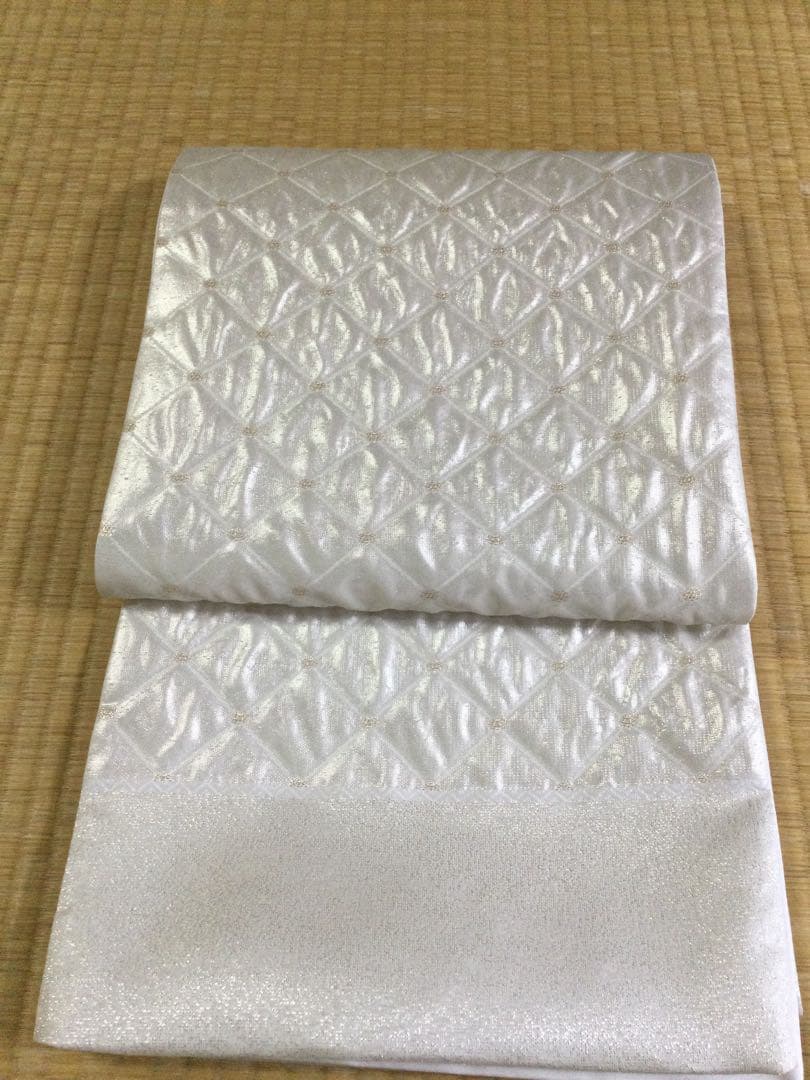 訳有り！素敵な装い！西陣袋帯 綿芯本仕立付　有職菱紋様　白銀　簡易包装