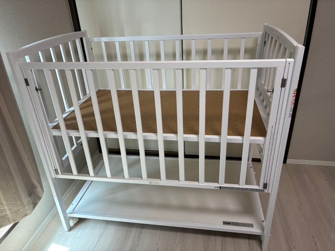 15日まで　　Yamasaki ヤマサキ　ベビーベッド白　ハイタイプツーオープン