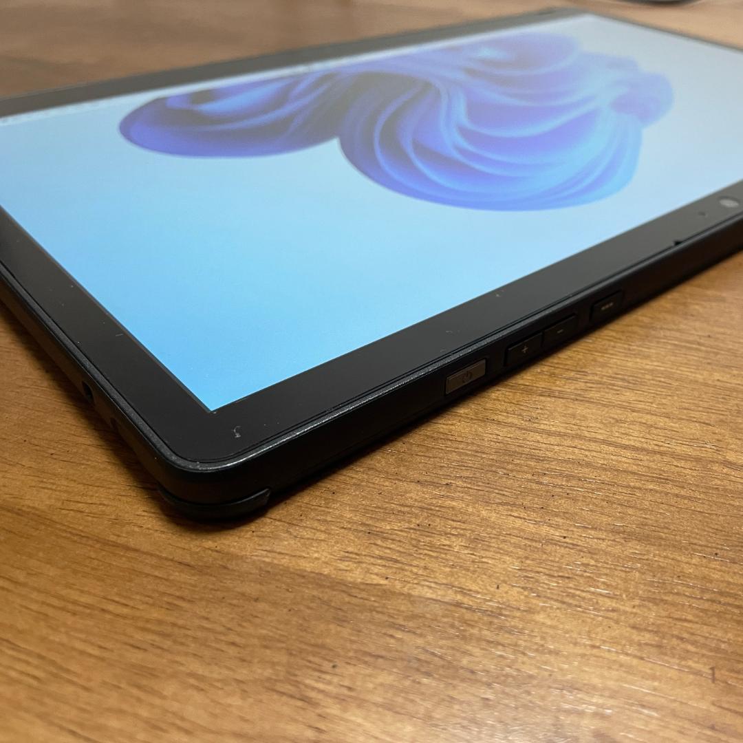 大画面13.3インチ 軽量で使いやすい富士通タブレット Corei5 カメラ付き