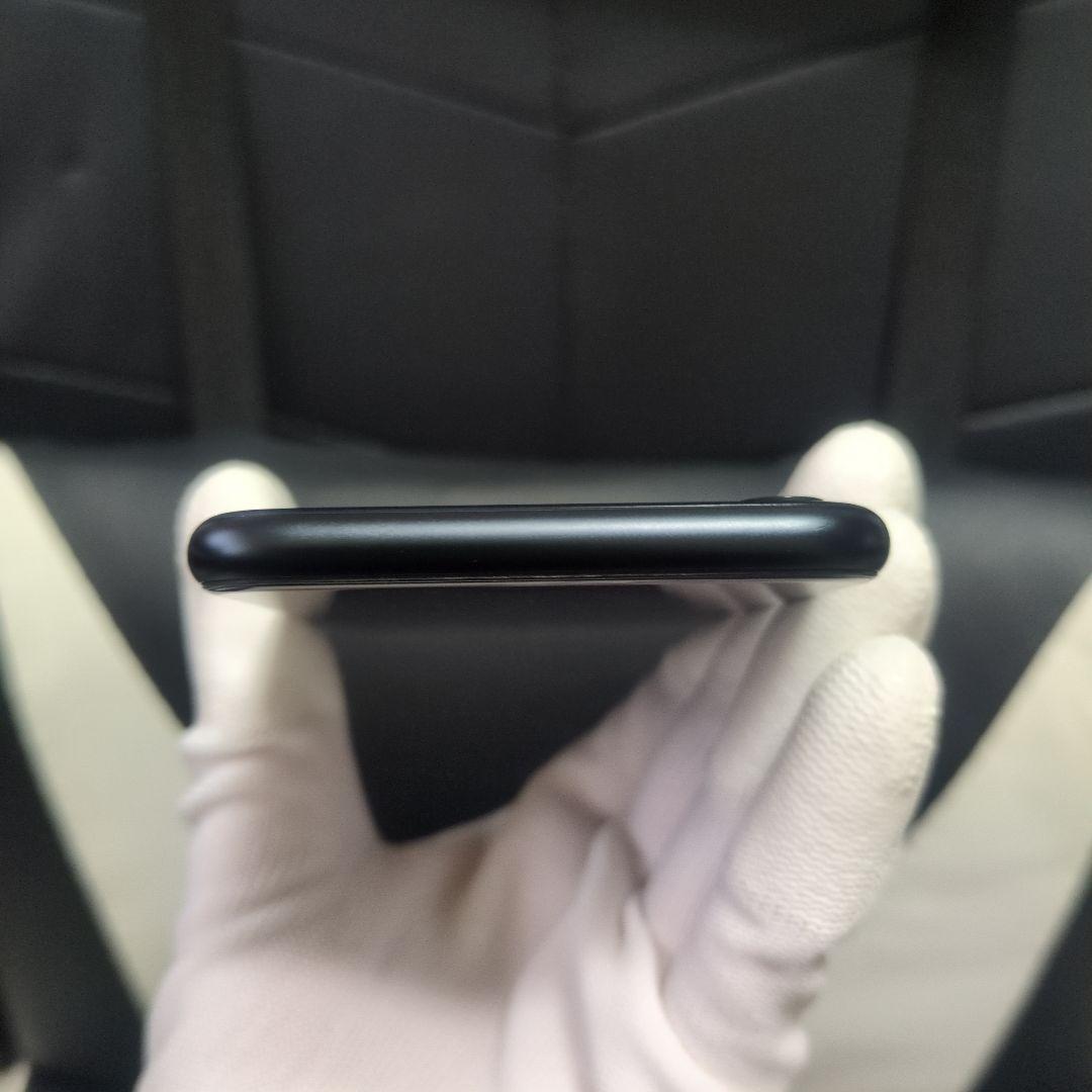 87 画面傷無　iPhone　se3 第3世代　64gb SIMフリー　黒　ブラ