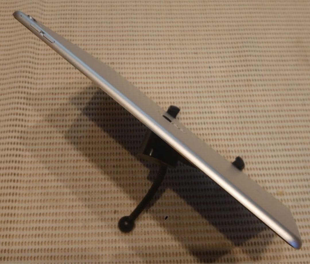 完動品iPad Pro9.7インチ(A1673)本体32GB送料込PT93N