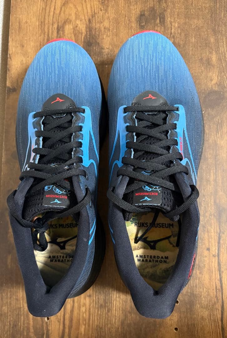 【美品】ミズノ　ウェーブライダー29 サイズ27cm