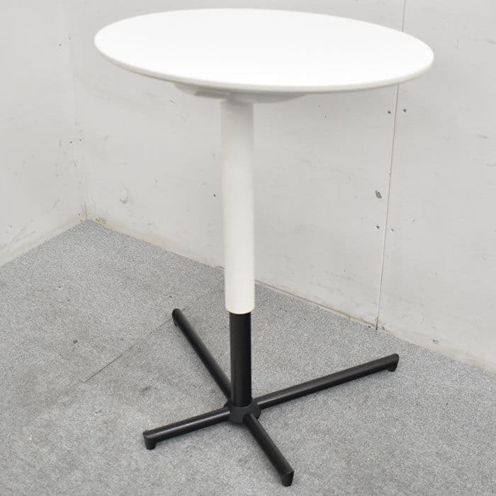 調節できるサイドテーブル (White)