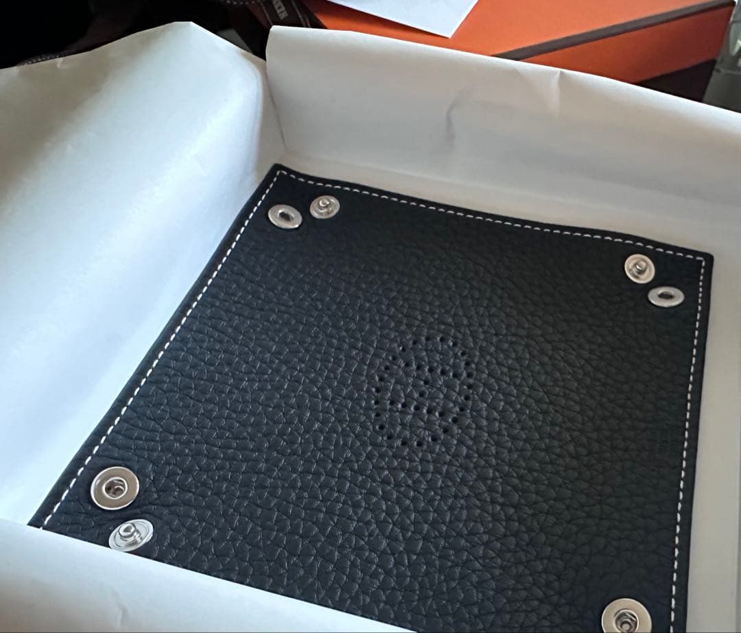 新品❗️エルメス　ヴィド・ポッシュ 《ミーズ・エ・ルランス・デスク》 Hエヴリン