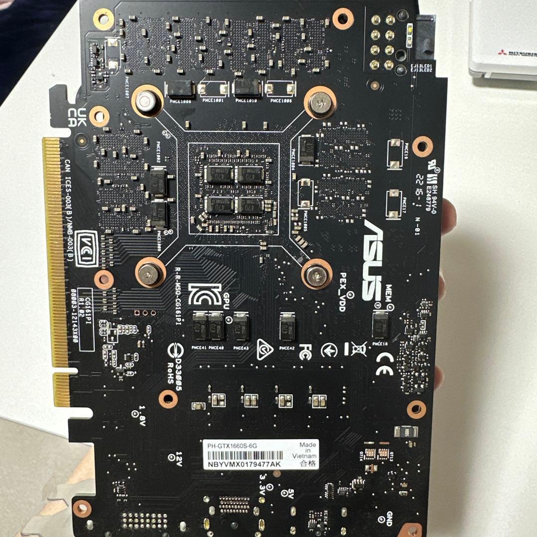 ASUS GTX 1660 Super グラフィックボード