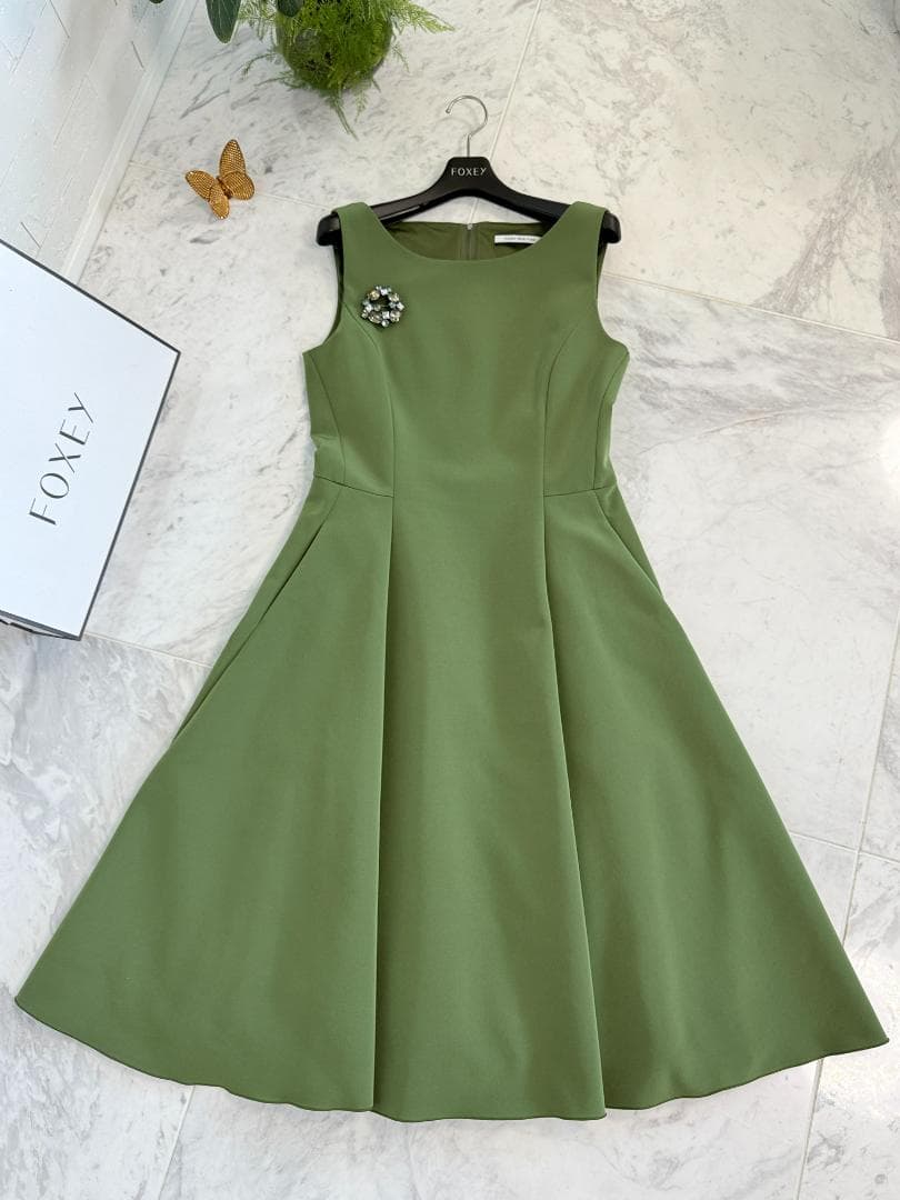 未使用級★ FOXEY/フォクシー セビリアドレス 40 SE掲載 '22年商品