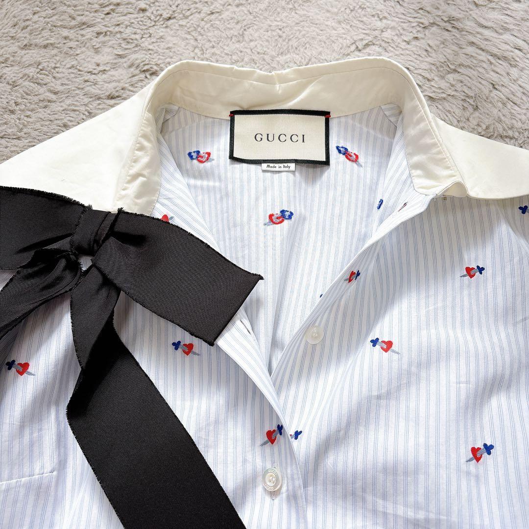 美品✨GUCCI ハート刺繍　リボン　ブラウス　シャツ　ロゴボタン　ストライプ