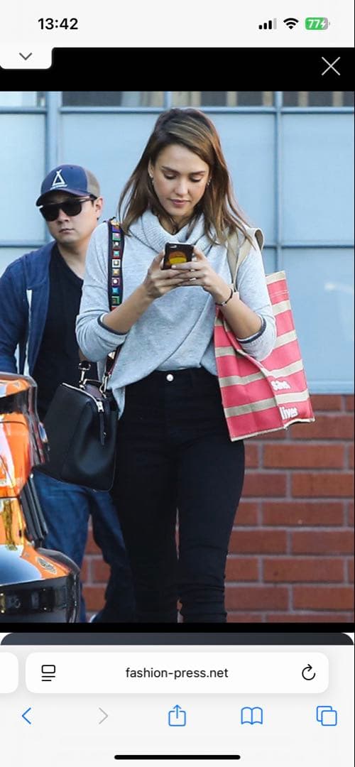 Fendi ストラップユー　パール