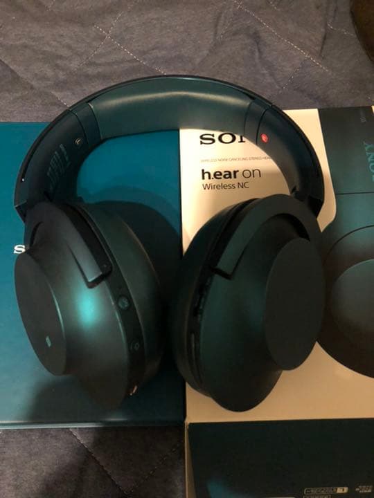 SONY ノイズキャンセリング　ヘッドフォン