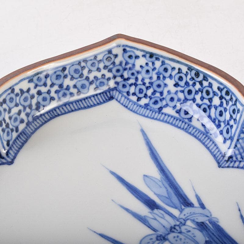 九谷焼　九谷寿楽窯　嶋田寿楽作　染付　菖蒲文　盛皿　共箱　V　R9055